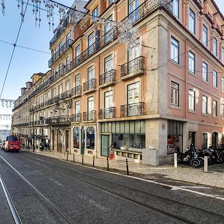 Whome Elegant Chiado Retreat Comfort In Lisbon's Heart * Лісабон