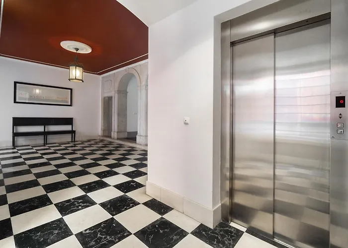 Whome Elegant Chiado Retreat Comfort In Lisbon's Heart شقة Lisboa