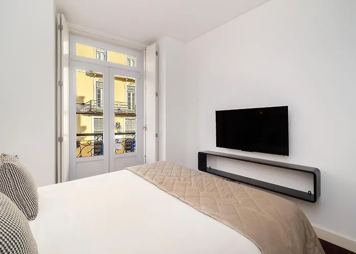 Whome Elegant Chiado Retreat Comfort In Lisbon's Heart شقة *